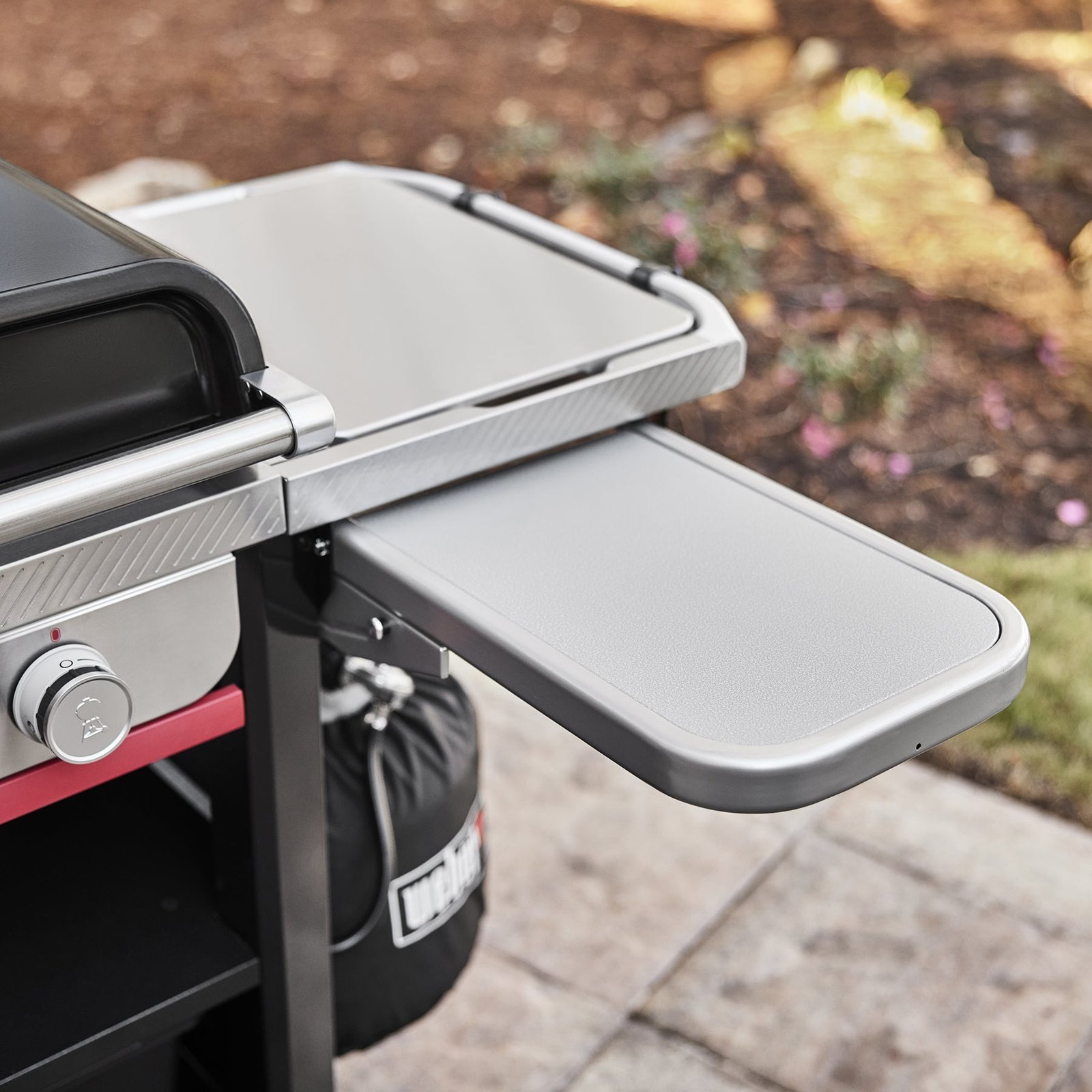 1500013_Slate_30_w_Side_Table_Features_0079_1800x1800_312a7ffa-2bcf-420a-b5f8-77d5f7420cb0.jpg