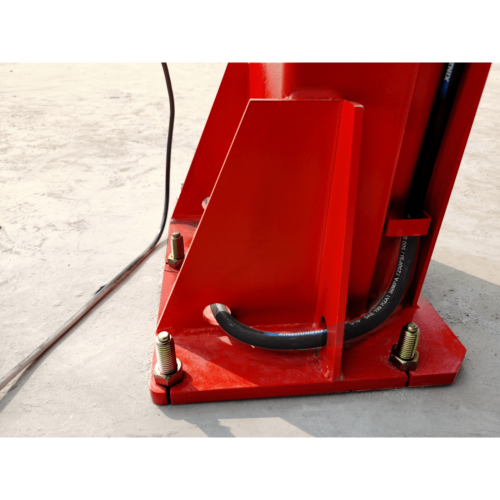katool-two-post-clear-floor-vehicle-lift-11000-lbs-lifting-capacity-M110-9-2.png