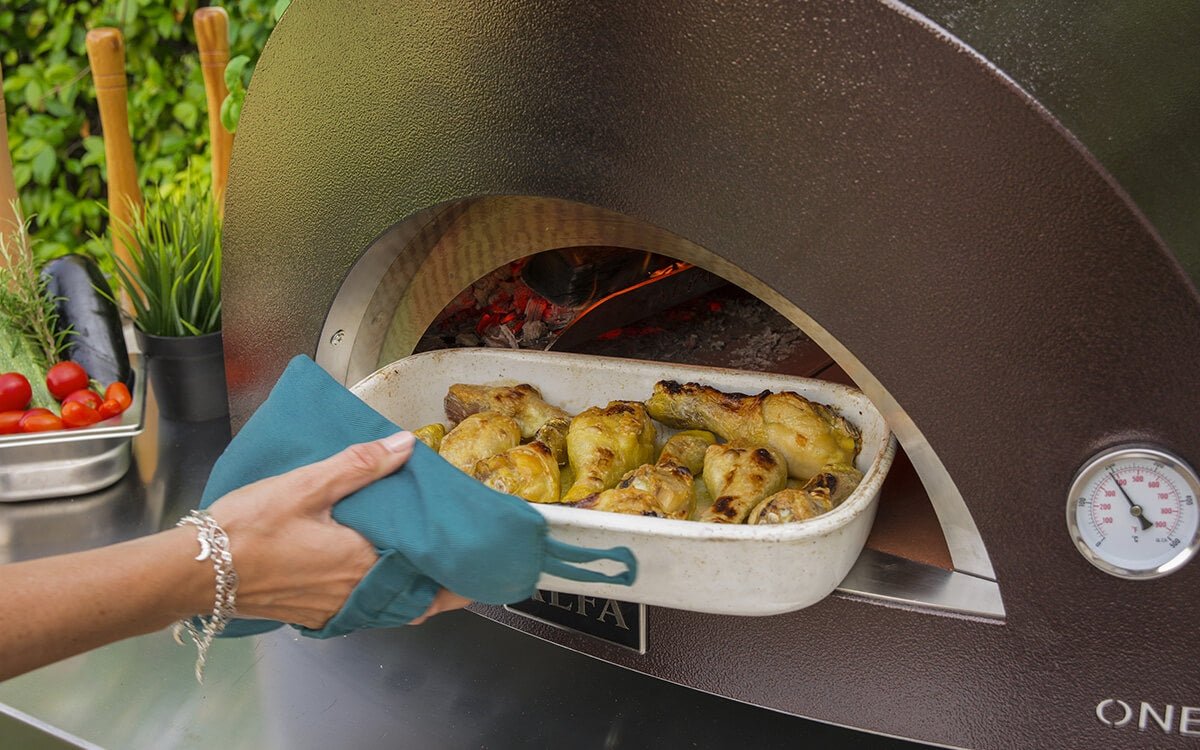outdoor-kitchen-wood-fired-oven-one-alfa-forni-1200x750_0936bffe-25ed-40ad-914e-8c5ad8c01244.jpg